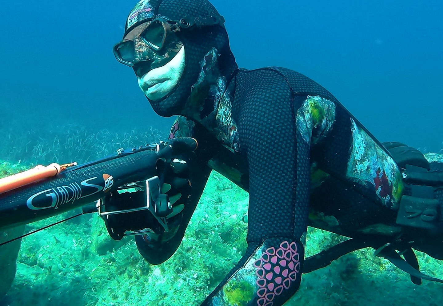 Đồ lặn C4 Carbon Rock 9 Đồ lặn C4 Carbon Rock - Ảnh 9